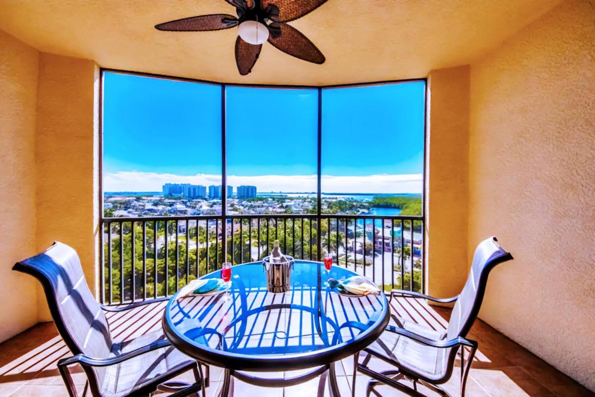 Vista Del Mar At Cape Harbour Marina, 10th Floor Luxury Condo, King Bed, Views! * Cape Coral